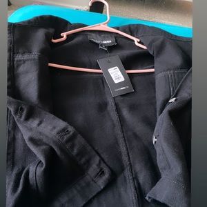 Fashion nova cropped black jean jacket